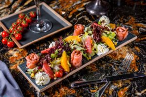 Cateringowe przetargi w Polsce – przegląd i możliwości